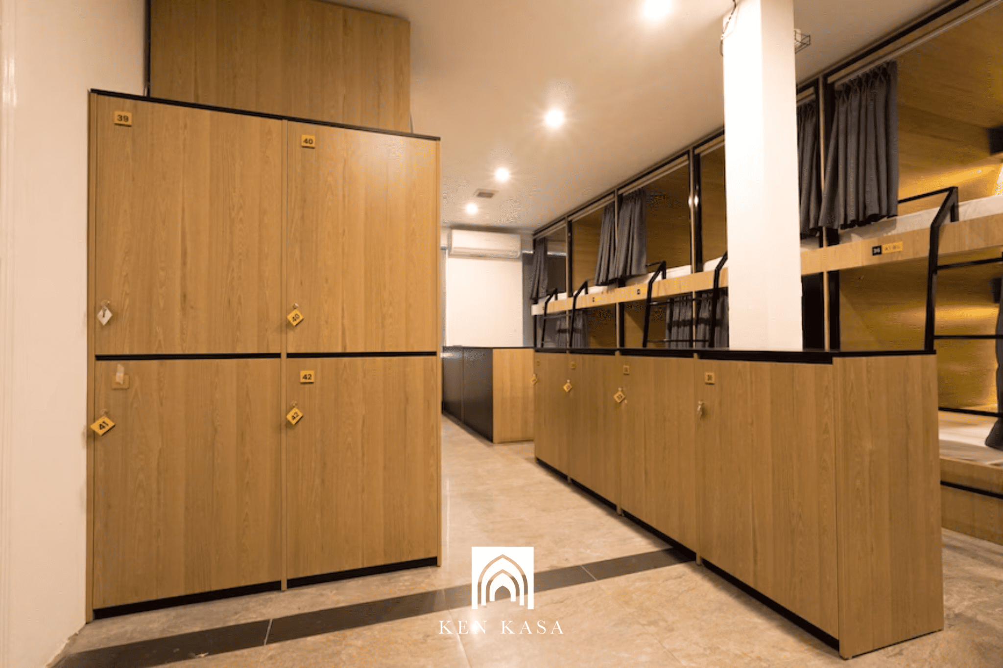 Tủ đồ thông minh giúp khách yên tâm hơn khi lưu trú 